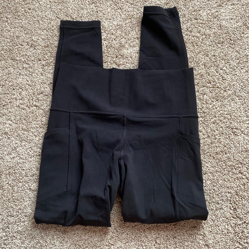 athleta salutation stash pocket legging